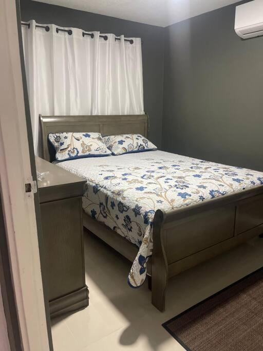 New Kingston Retreat Apartment Ngoại thất bức ảnh
