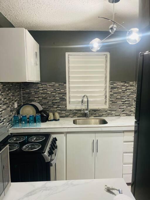 New Kingston Retreat Apartment Ngoại thất bức ảnh